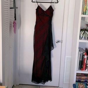 De Laru Black & Red dress